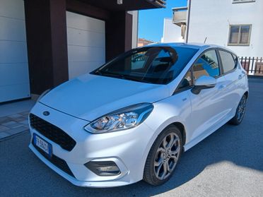 Ford Fiesta 1.0 Ecoboost 125 CV 5 porte ST-Line tua a € 179 mese