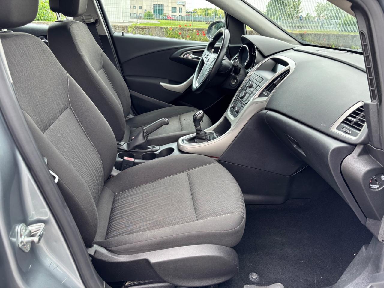 Opel Astra 1.6 115CV 5 porte Cosmo UNI PRO, GARANZIA