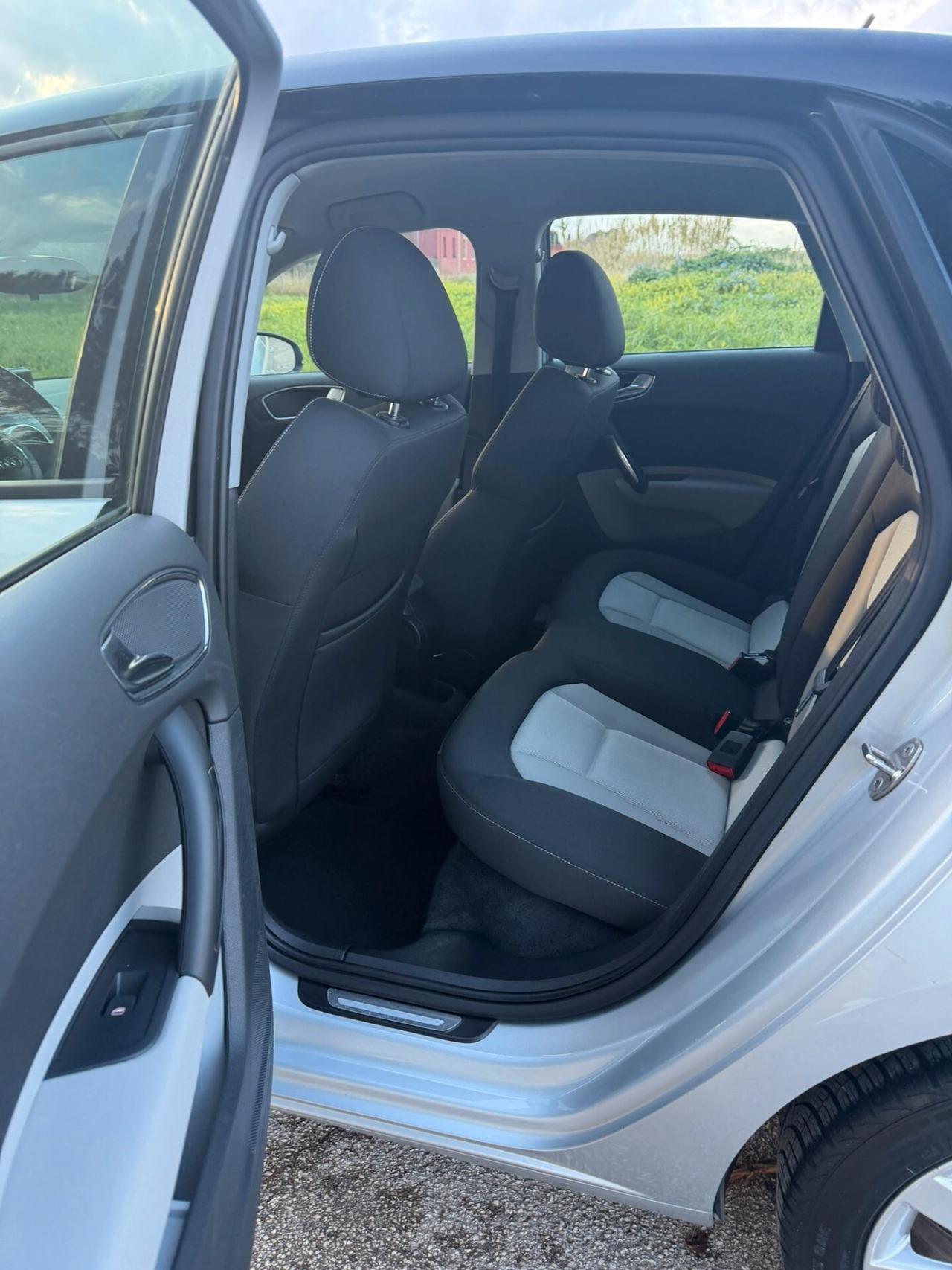 Audi A1 1.6 TDI 105 CV Ambition