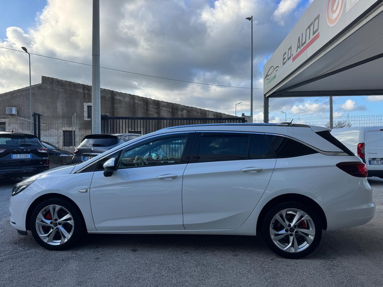 OPEL ASTRA SPORTS TOURER 136 cv FULL PROMO