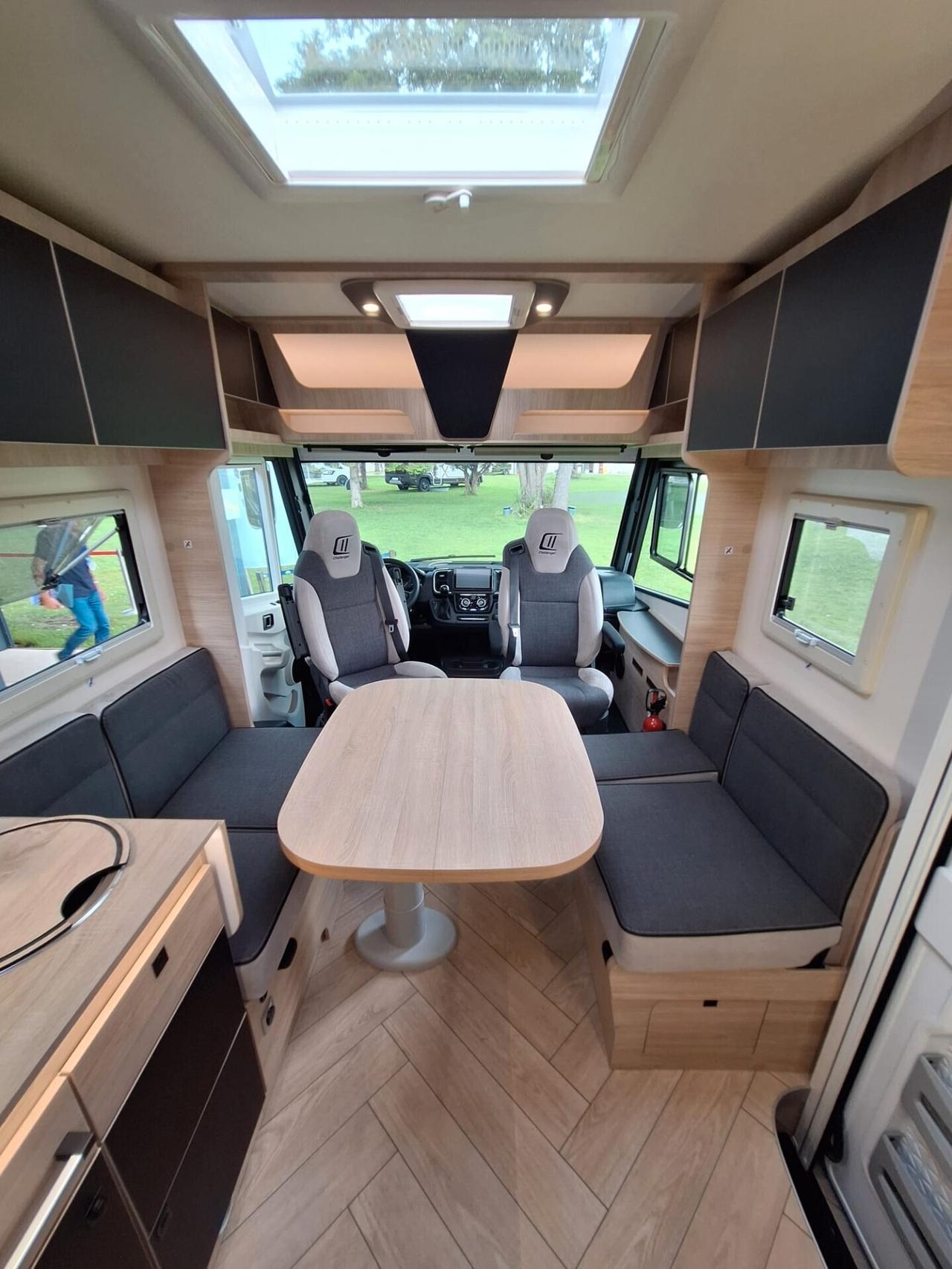Challenger 3048 MOTORHOME € 86.900 cambio automatico -extra accessoriato letto nautico