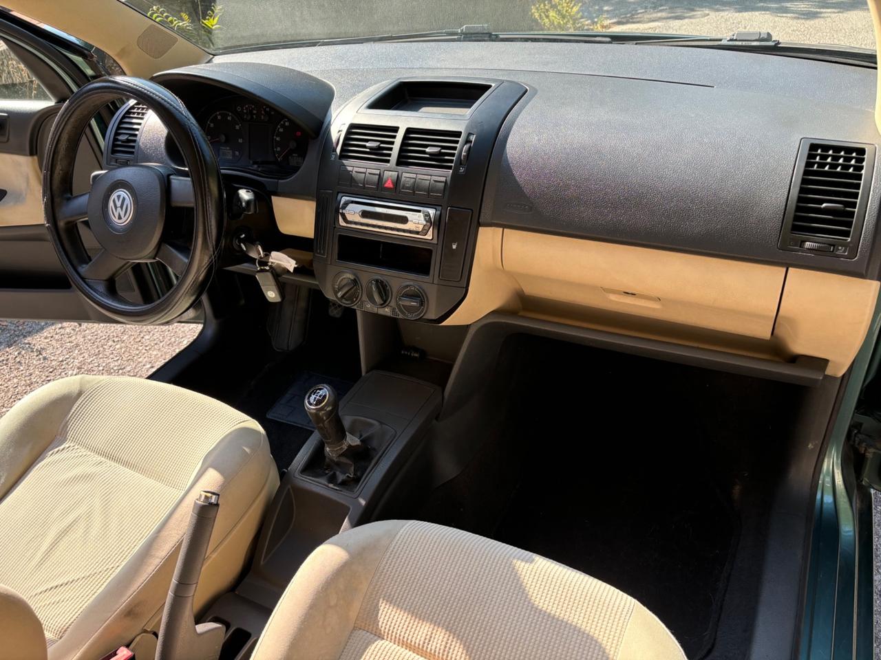 Volkswagen Polo 1.4/75CV 16V 3p. Sportline