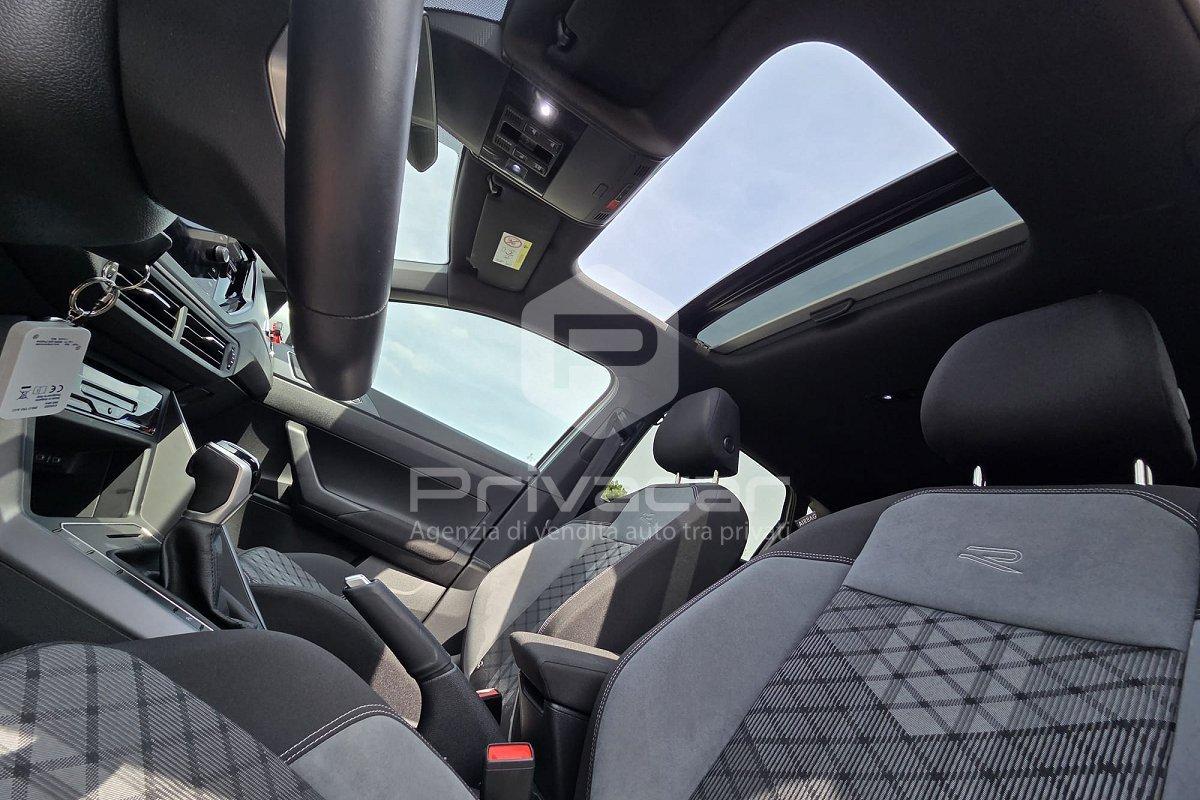 VOLKSWAGEN Taigo 1.0 TSI 115 CV DSG R-Line