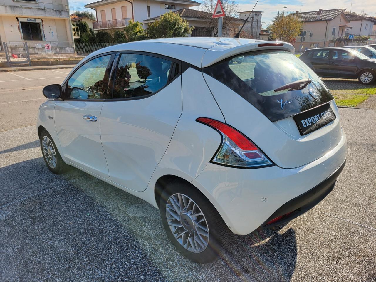 Lancia Ypsilon 1.3 MJT 16V 95 CV Platinum