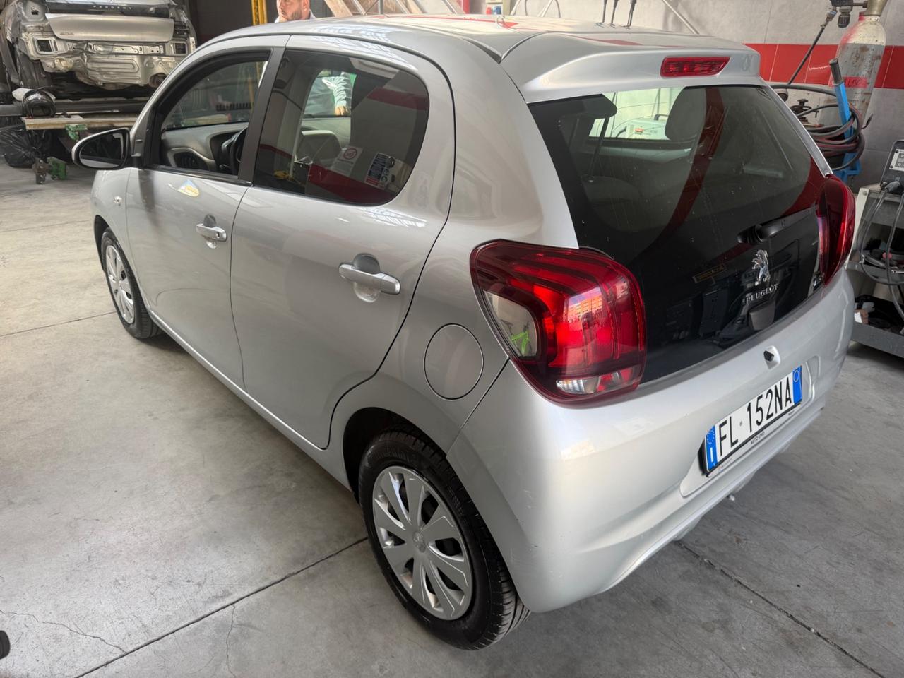 Peugeot 108 VTi 68 5 porte Access