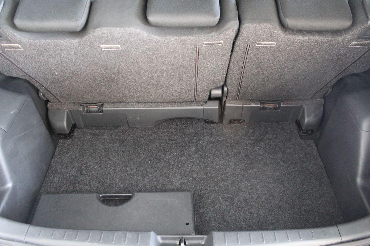TOYOTA - Yaris - 1.0 5p. Now