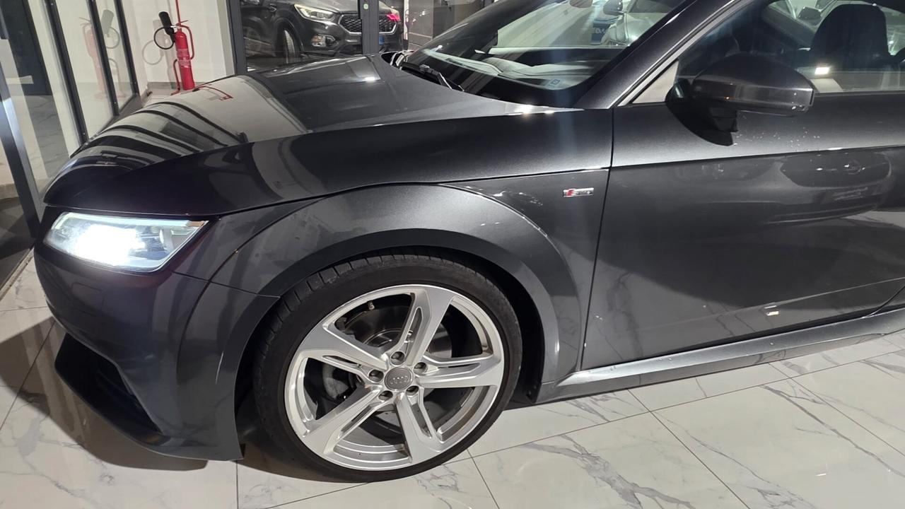 Audi TT Coupé 2.0 TDI ultra S line