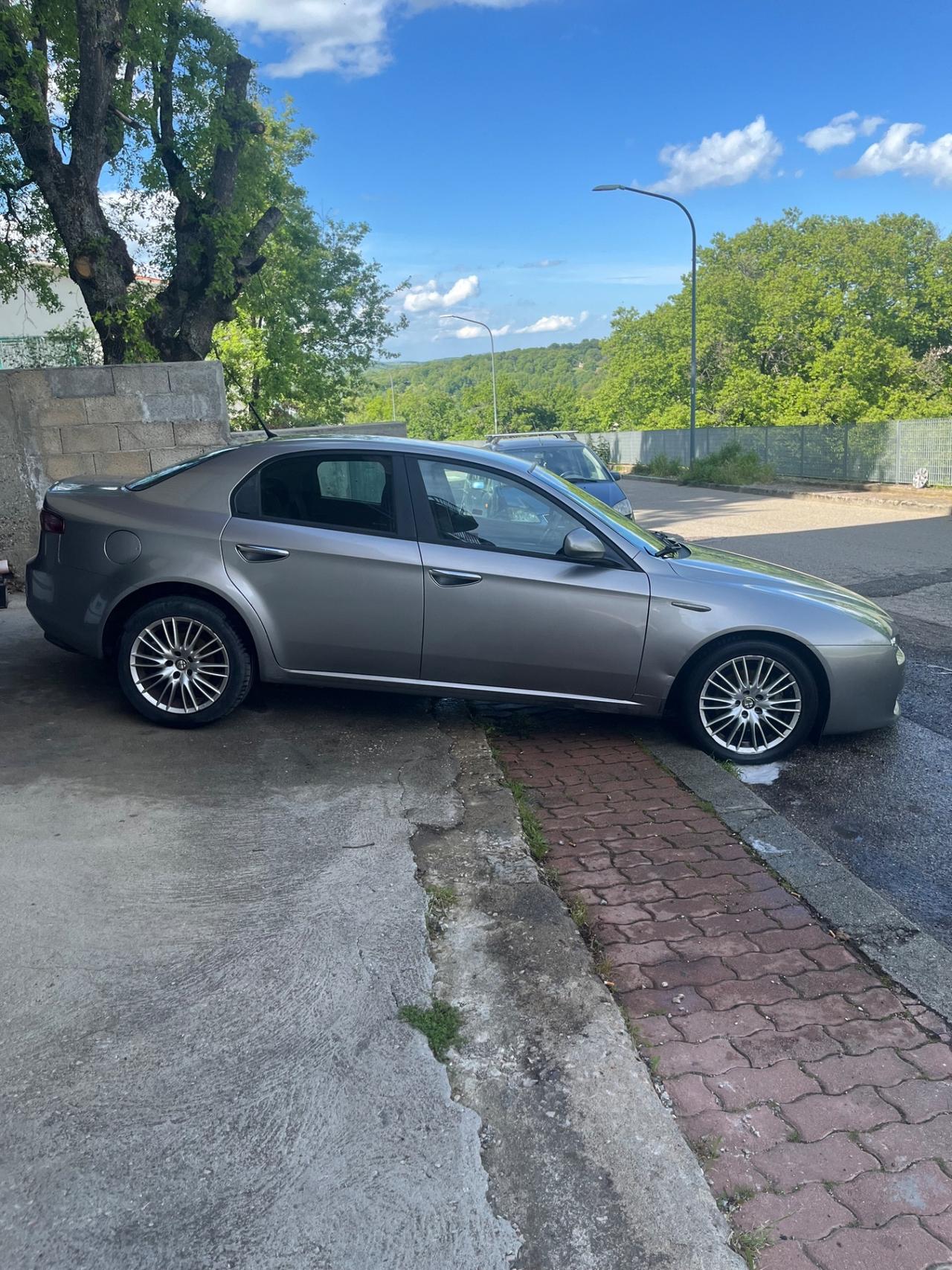Alfa Romeo 159 1.9 JTDm 150CV Distinctive Q-Tronic