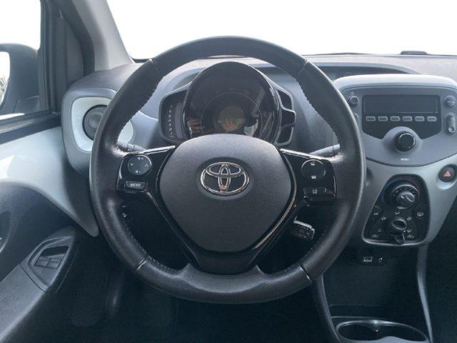 TOYOTA Aygo Connect 1.0 VVT-i 72 CV 5 porte x-cool