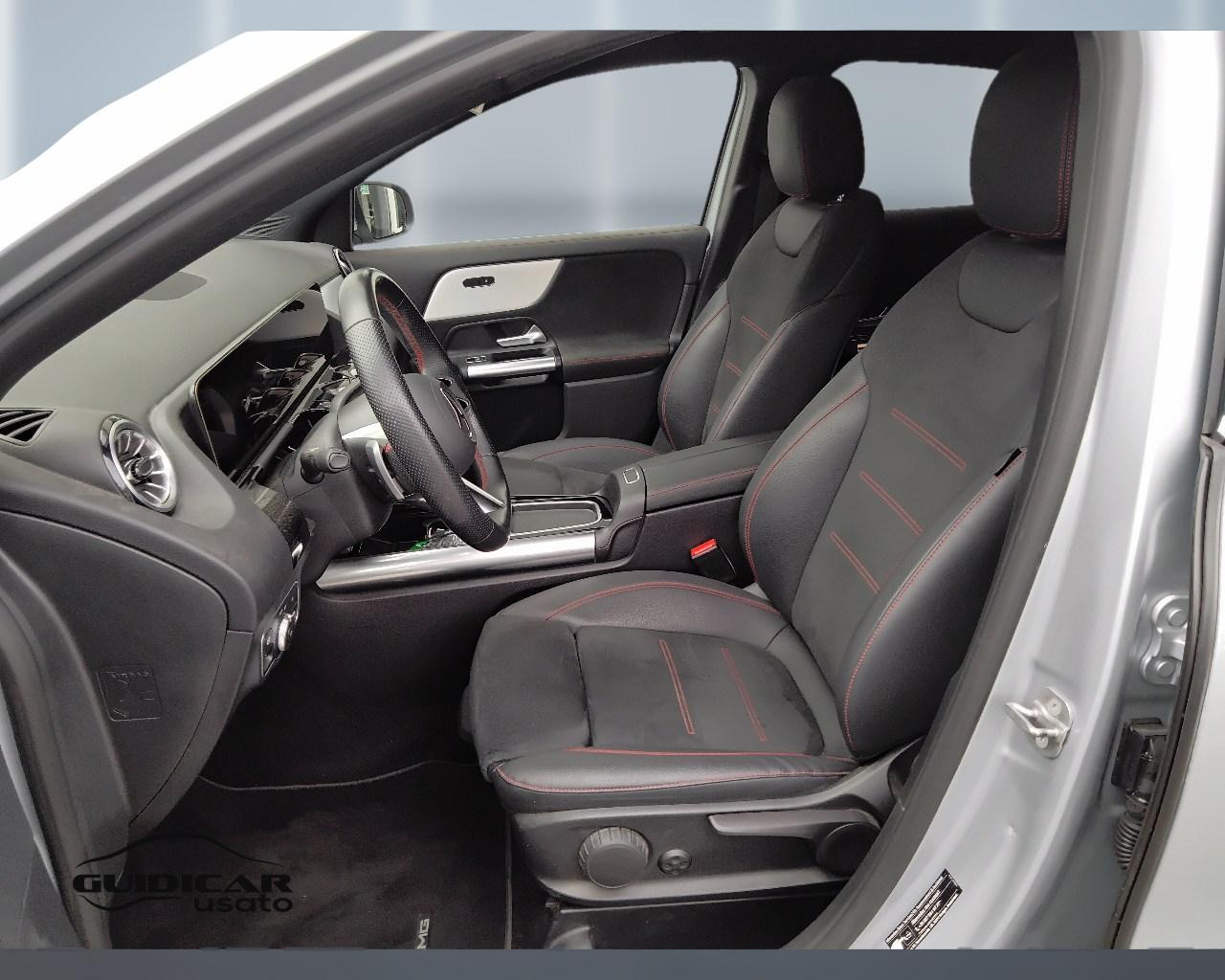 Mercedes-Benz GLA-H247 2023 - GLA 180 d AMG Line Advanced Plus auto