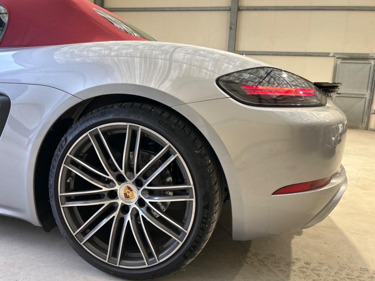 Porsche 718 Spyder Boxster PDK