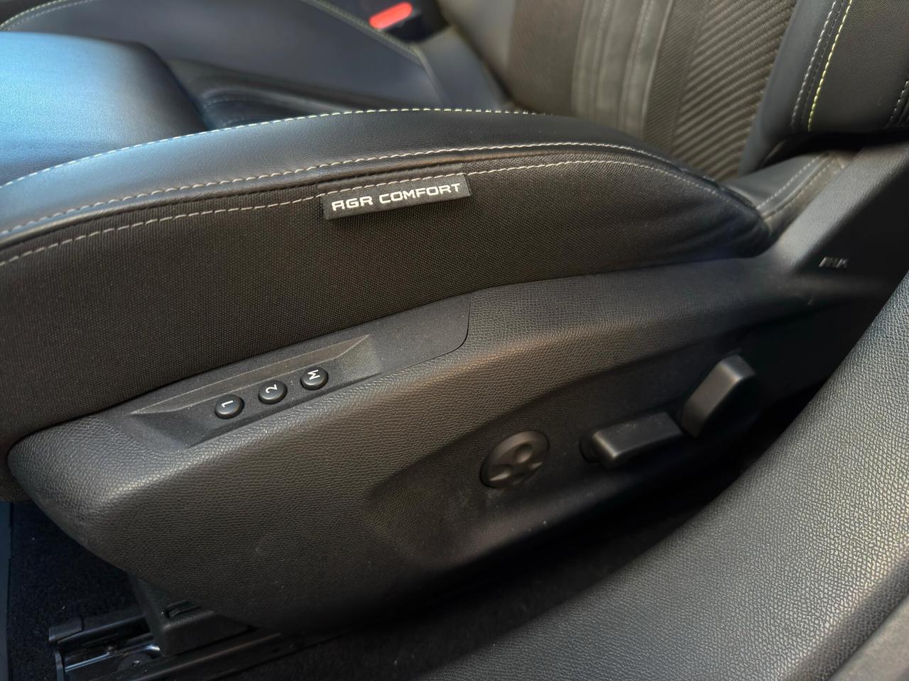 Peugeot 308 1.5 BlueHDi 130 cv S&S EAT8 GT Pack