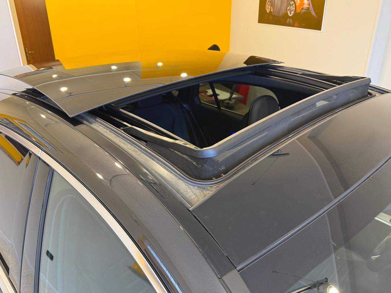 Mercedes-Benz GLC 220 AMG Line Premium Plus #8015