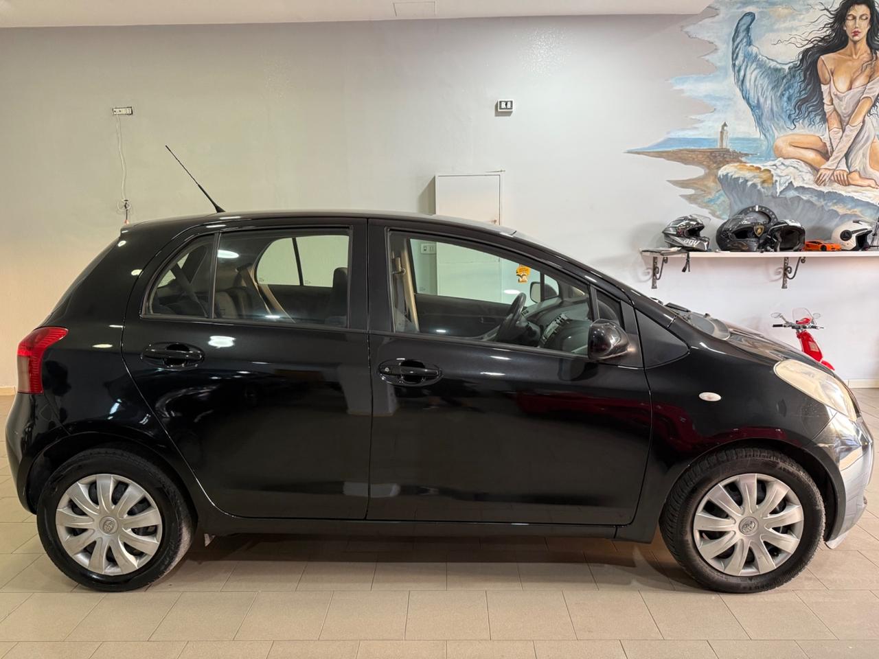 Toyota Yaris 1.3 5 porte Navi (64kw)
