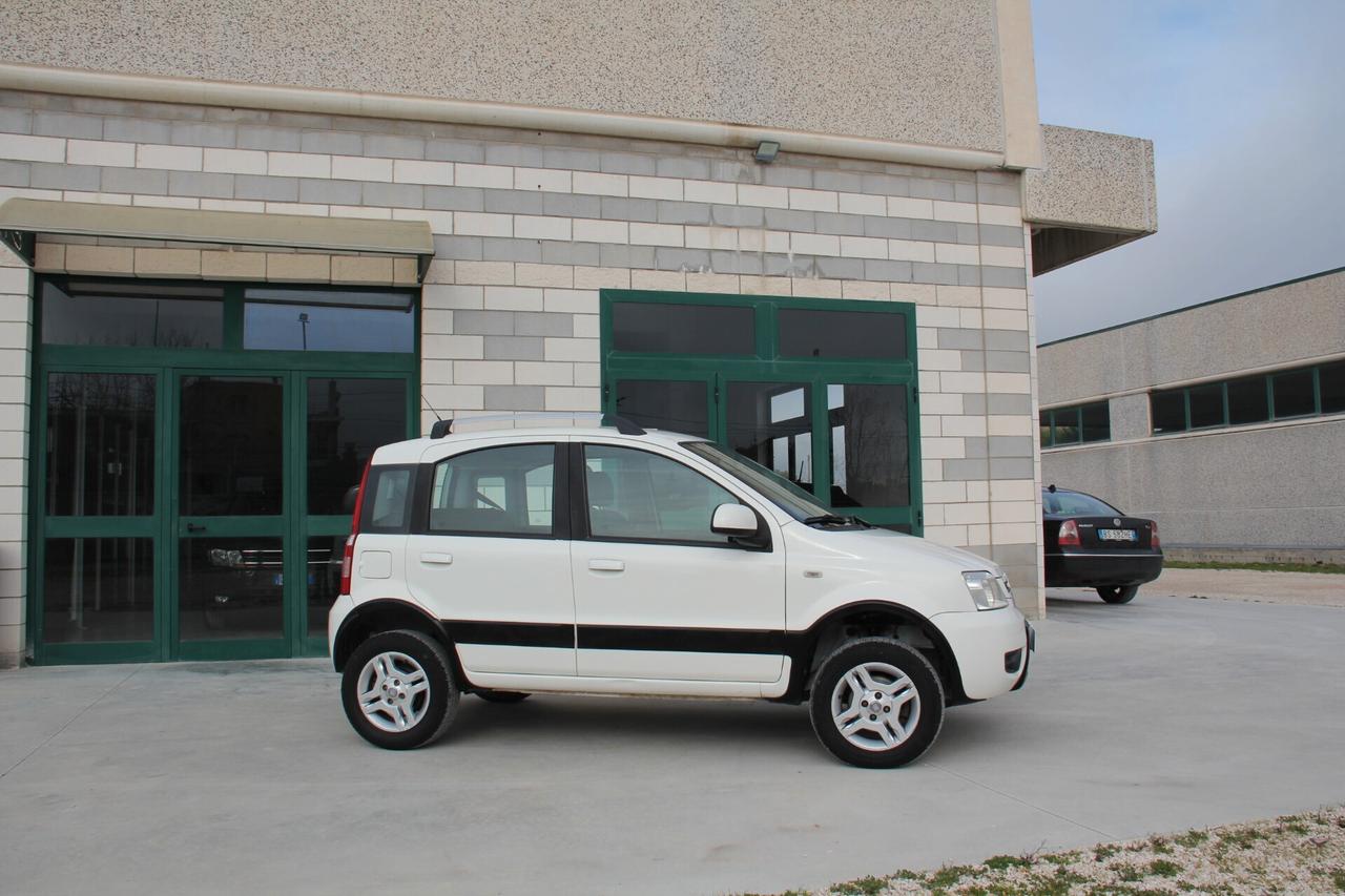 Fiat Panda 1.3 MJT 16V 4x4 Climbing (KW 51 CV 70) PER NEOPATENTATI