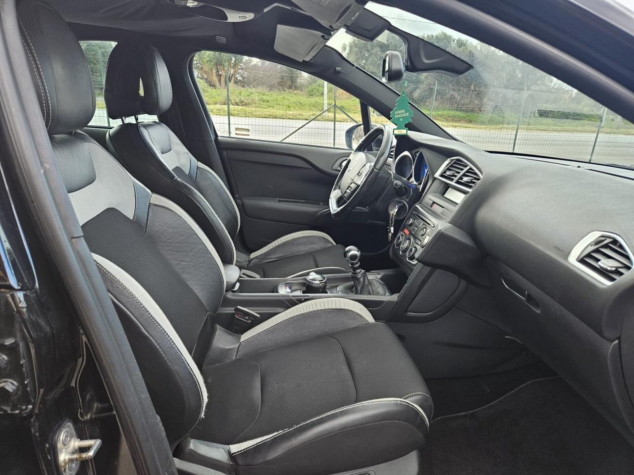 Ds DS4 4 2.0 HDi 135CV 2012