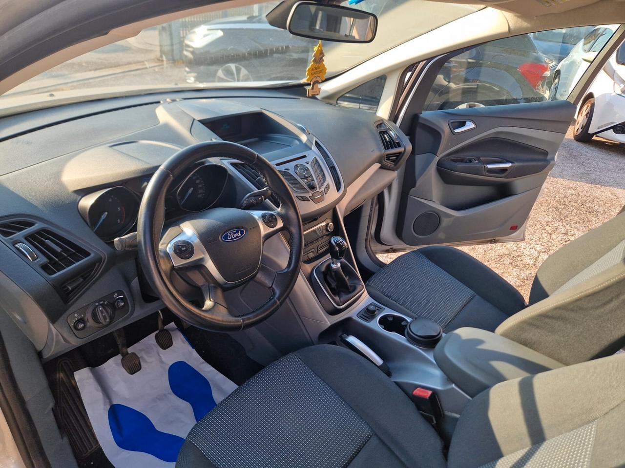 Ford C-Max 1.6 TDCi 95CV Titanium