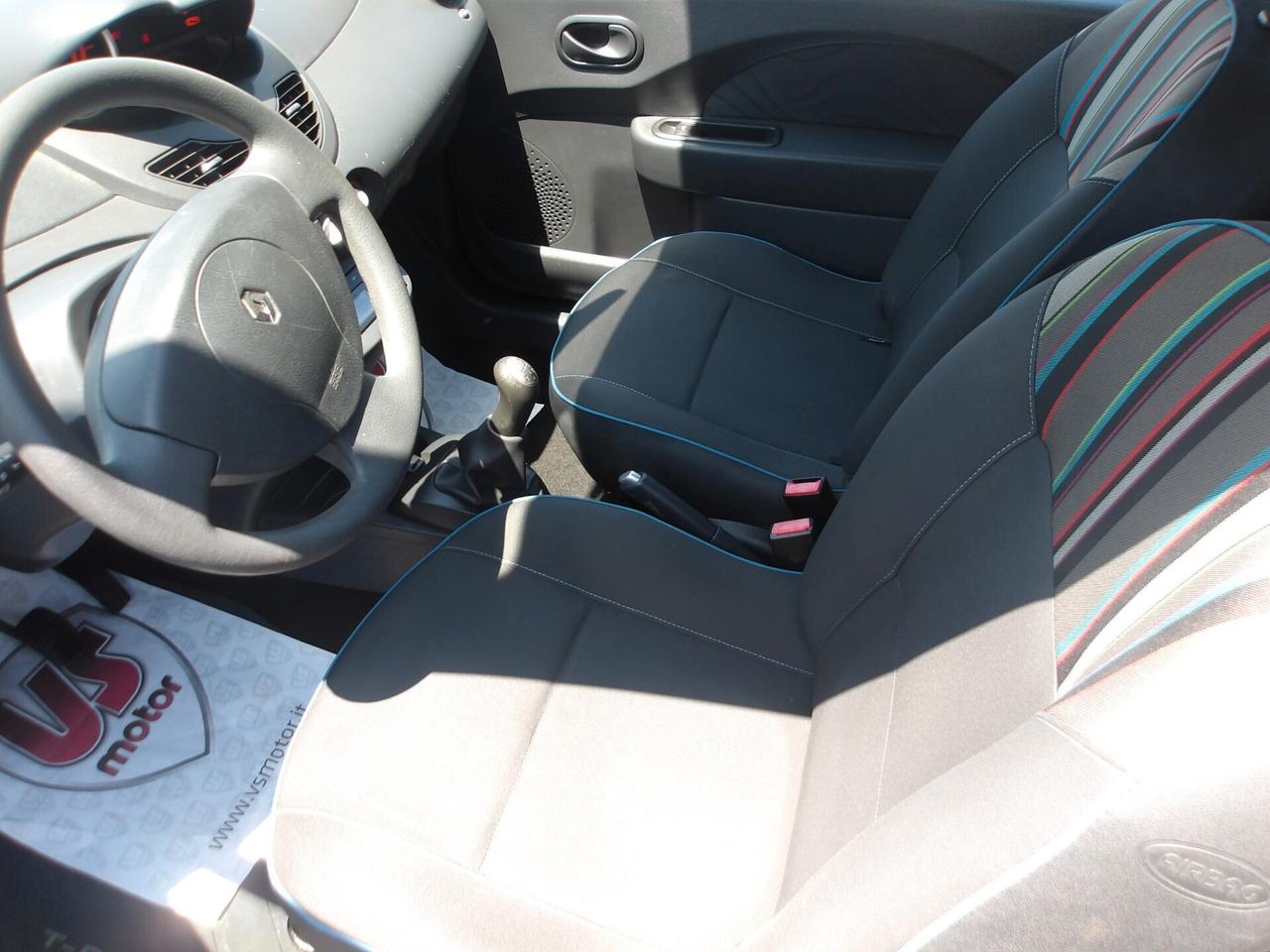 RENAULT NEW TWINGO 1.5 DIESEL- 2013