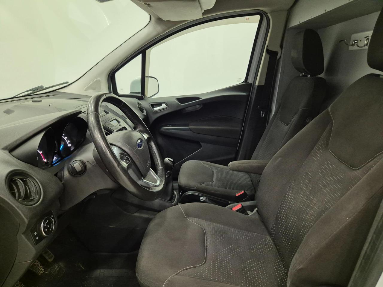 FORD Tourneo Courier 1.5 tdci 75cv plus N1