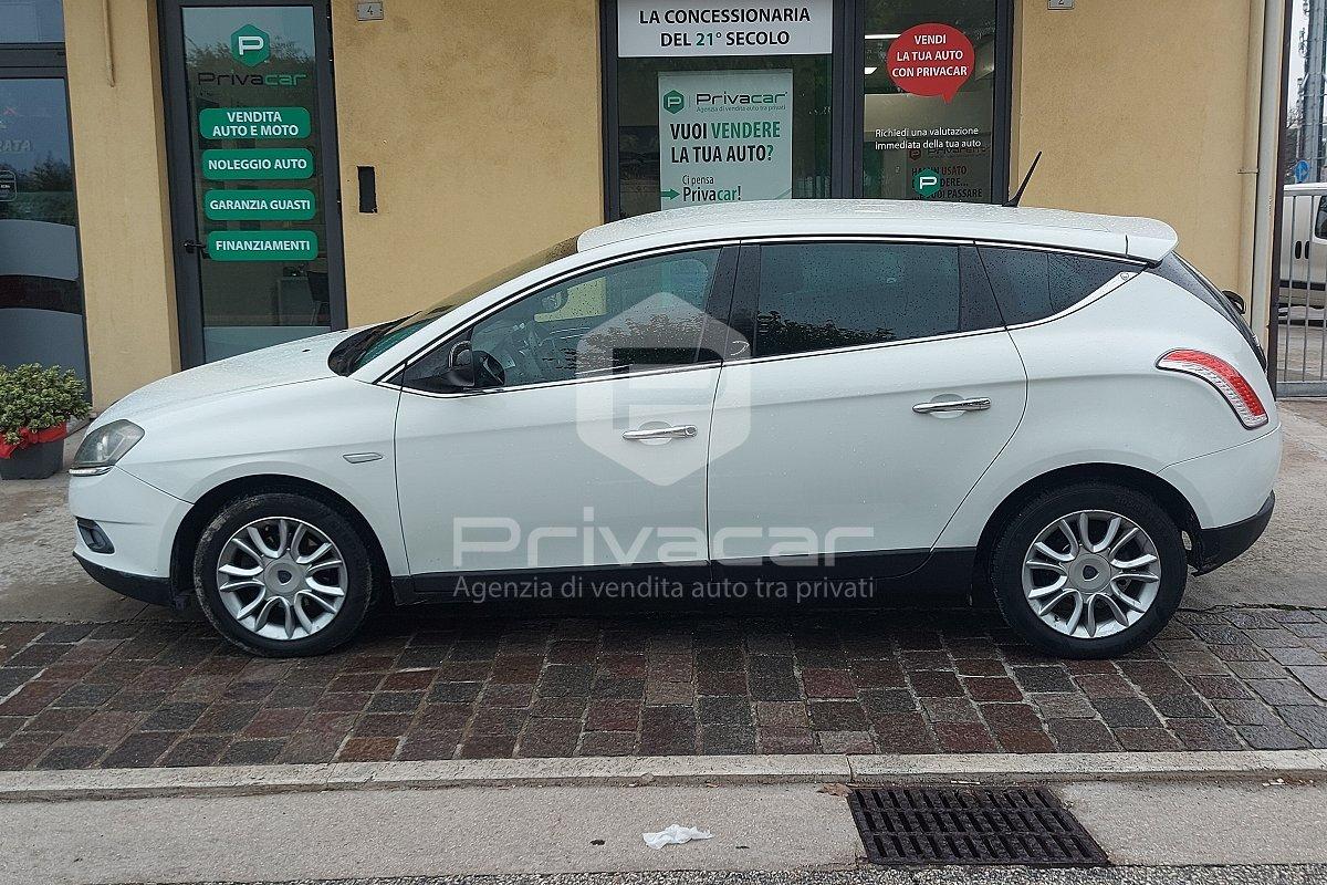 LANCIA Delta 1.6 MJT DPF Silver