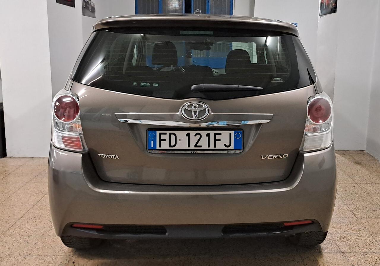 Toyota Verso 1.6 D-4D Style