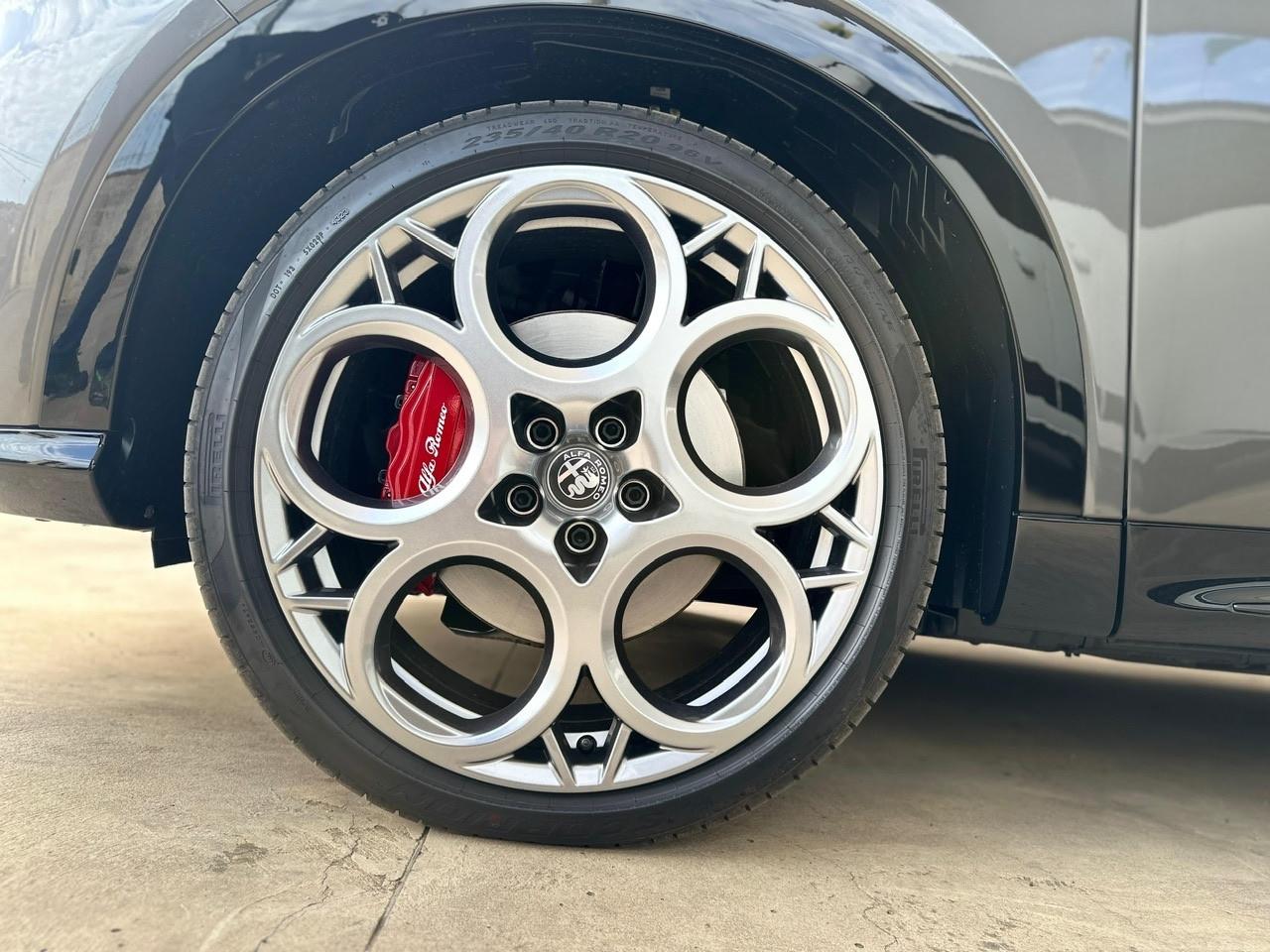 Alfa Romeo Tonale 1.5 130 CV MHEV TCT7 Veloce
