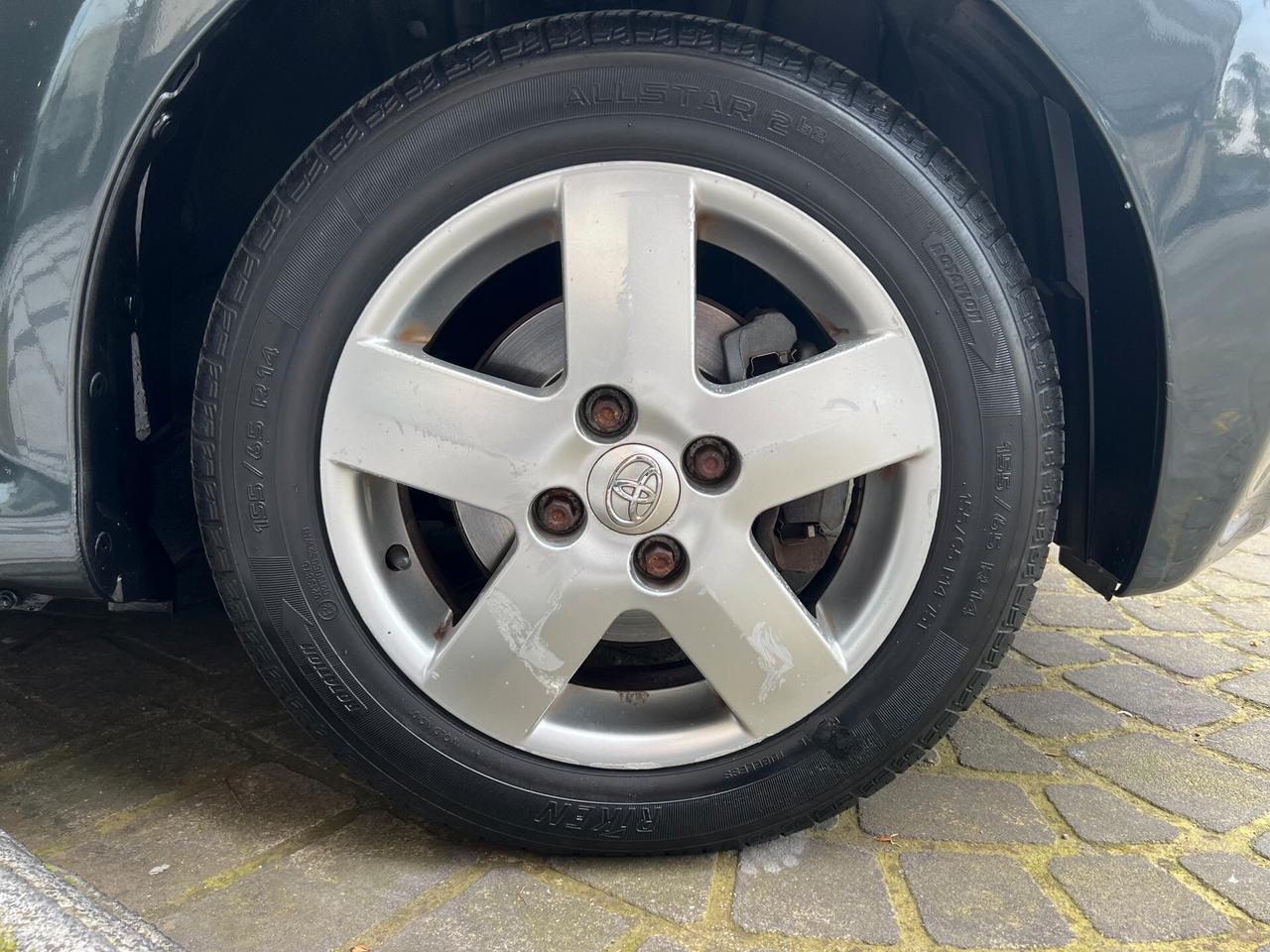 Toyota Aygo 1.0 12V VVT-i 5 porte