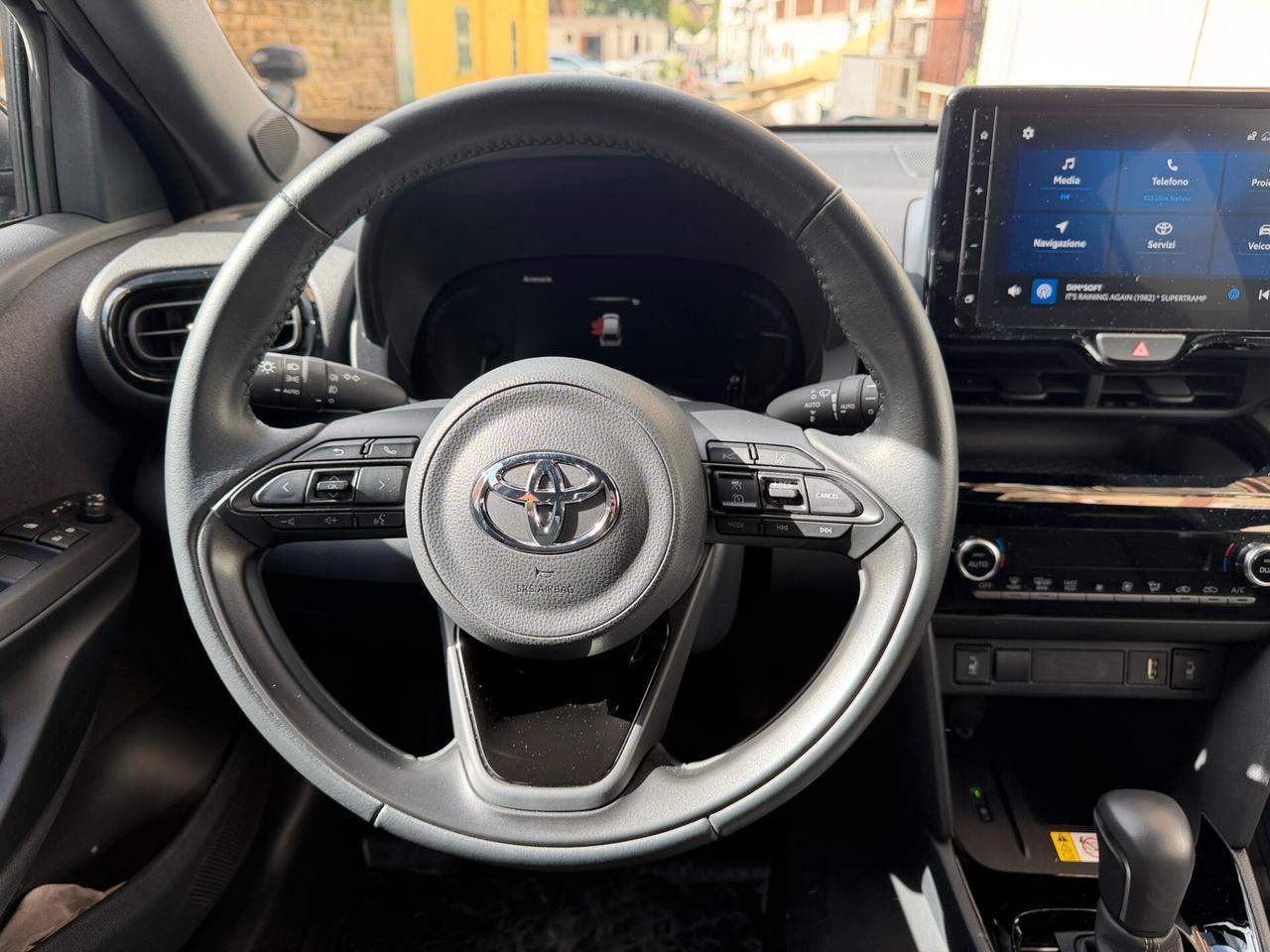 Toyota Yaris Cross 1.5 Hybrid 5p. E-CVT AWD-i Adventure