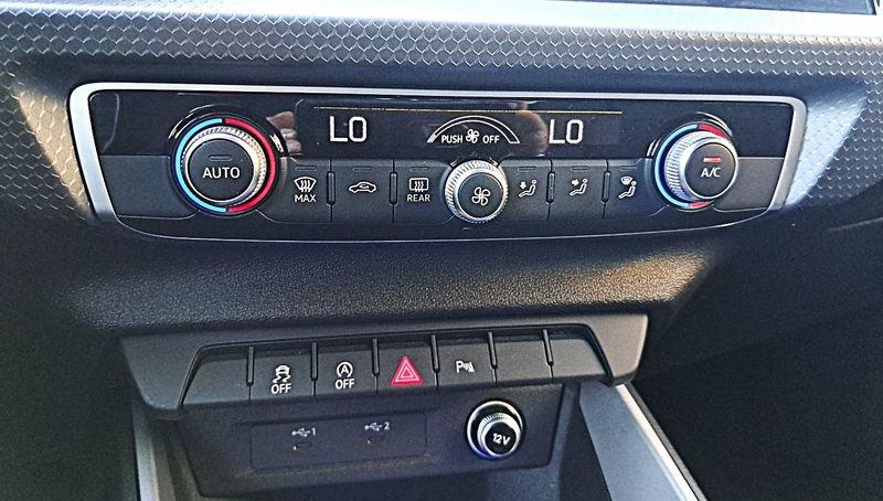 Audi A1 Sportback 30 TFSI S tronic Identity Black