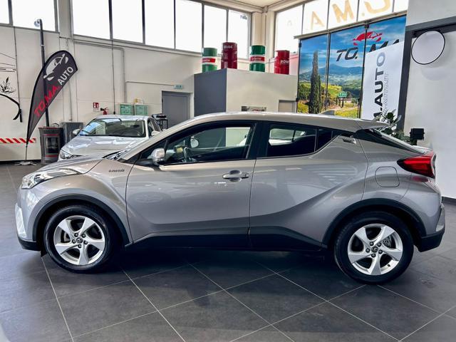 TOYOTA C-HR 1.8 Hybrid E-CVT Business