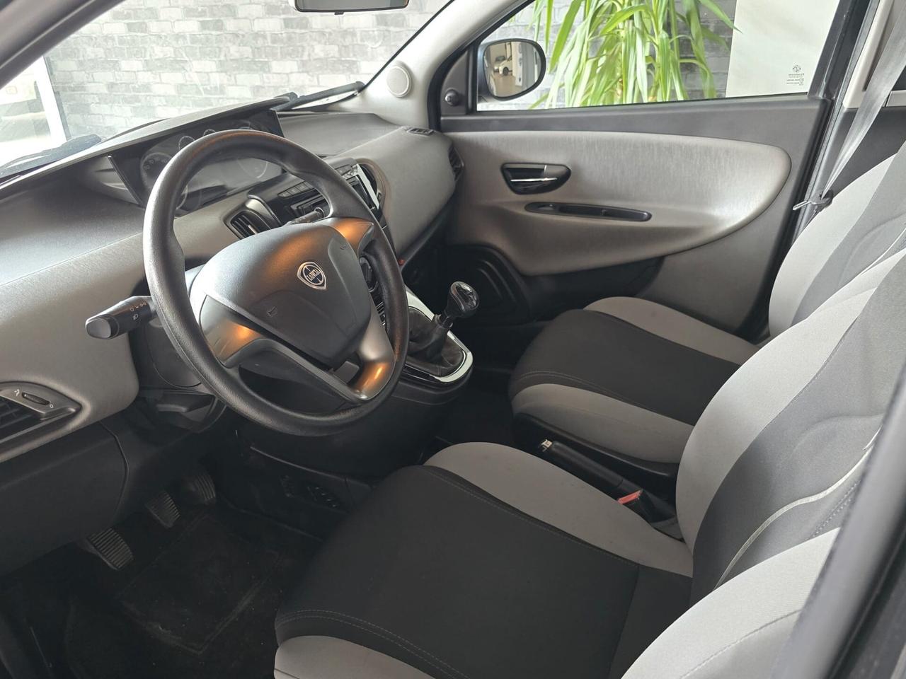 Lancia Ypsilon 1.3 MJT 16V 95 CV 5 porte S&S Platinum