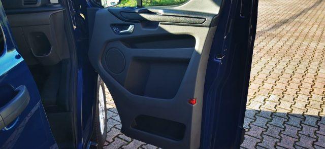 FORD Transit Custom 320 2.0 EcoBlue 130 aut. PL Combi Trend