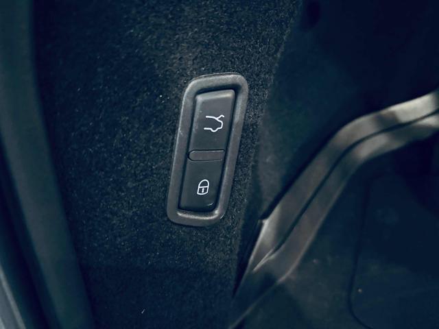 MASERATI Levante V6 Diesel 275 CV AWD Gransport Black Tetto,