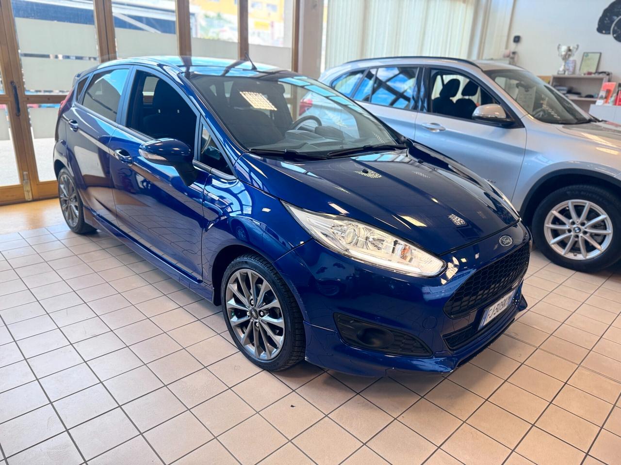 Ford Fiesta 1.5 TDCi 75CV 5 porte ST-Line