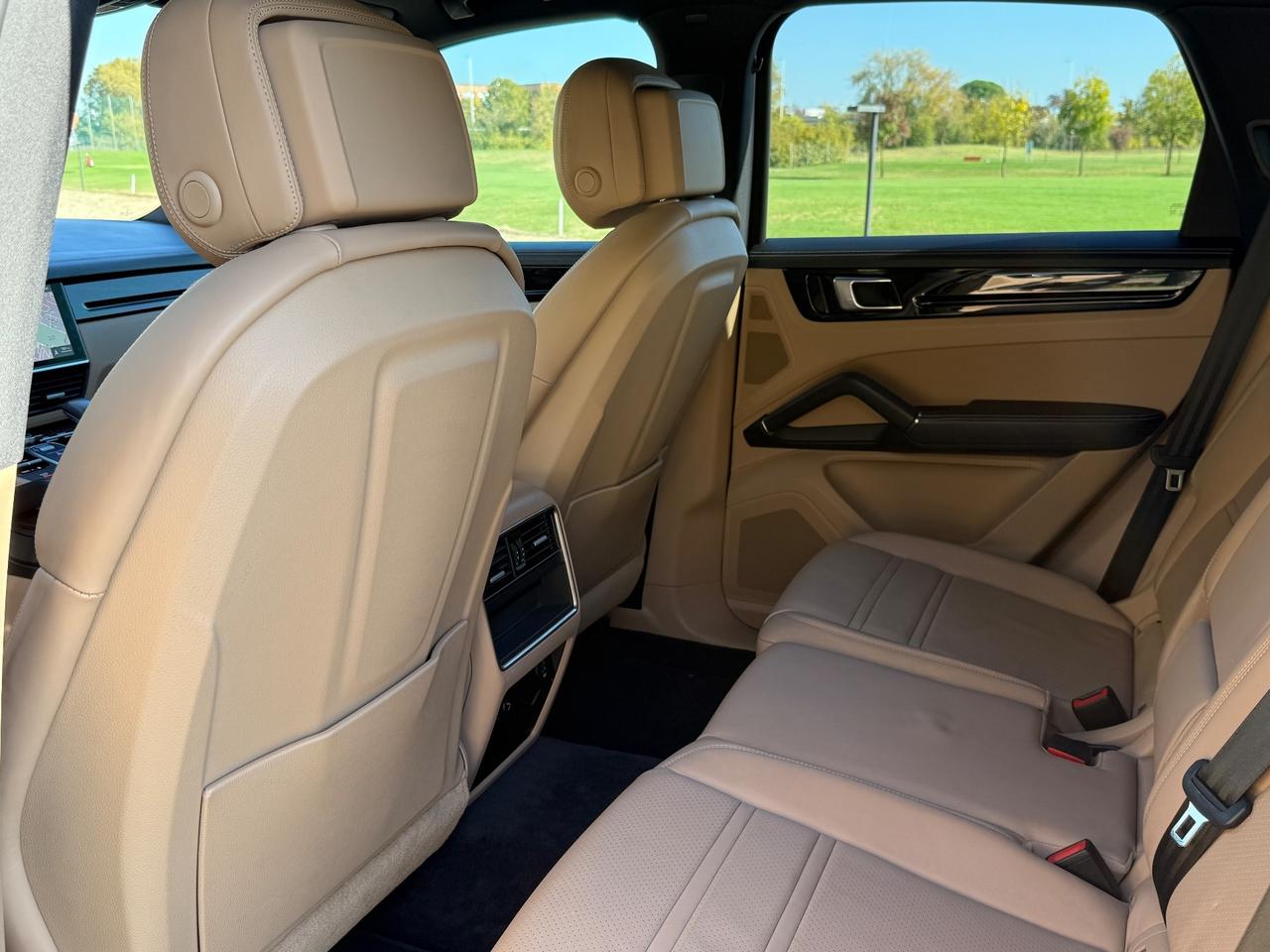 Porsche Cayenne 2.9 v6 - + iva - in garanzia