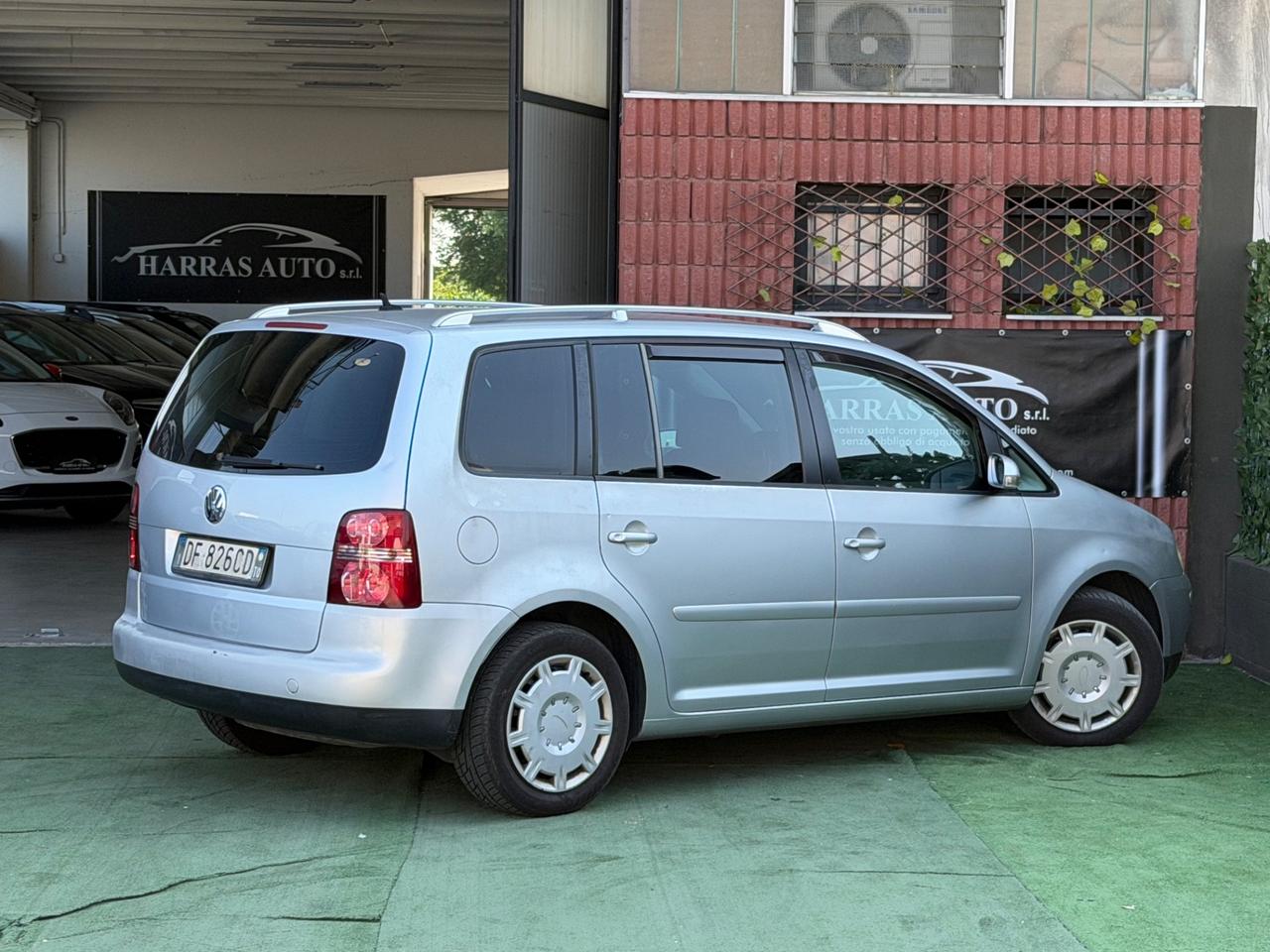 Volkswagen Touran 2.0 TDI DPF Highline