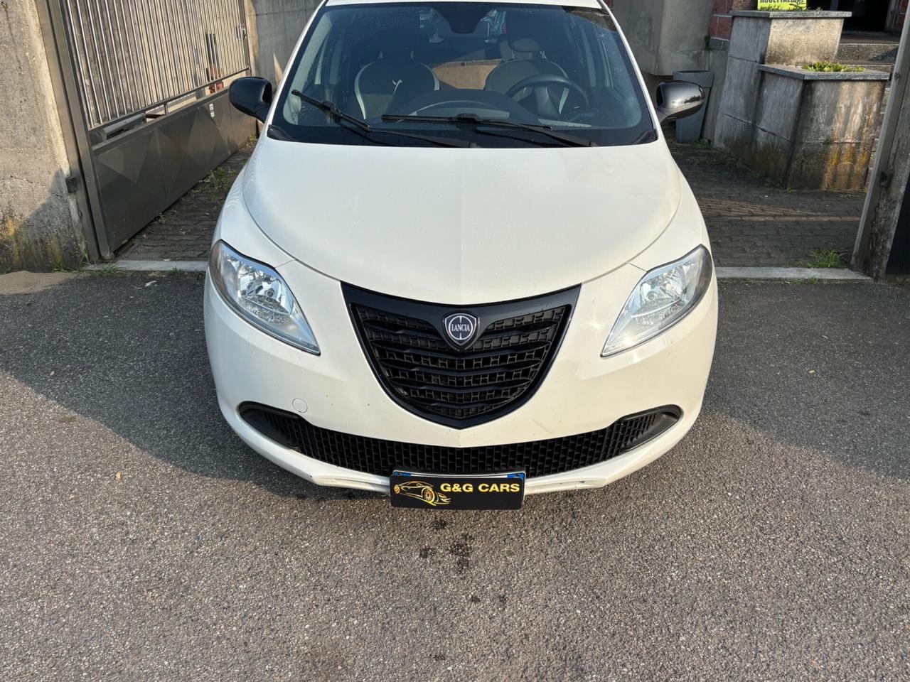 Lancia Ypsilon 1.2 69 CV 5 porte GPL Ecochic Gold