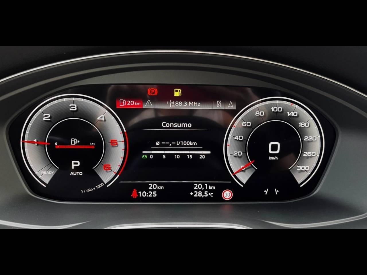 AUDI Q5 40 TDI MHEV QUATTRO S-TRONIC IDENTITY BLACK