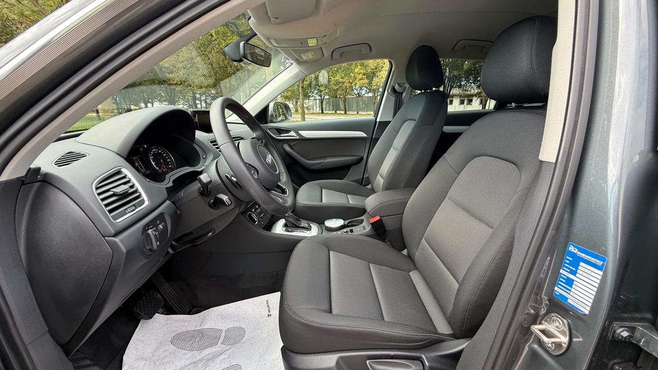 Audi Q3 2.0 TDI 120 CV S tronic Business