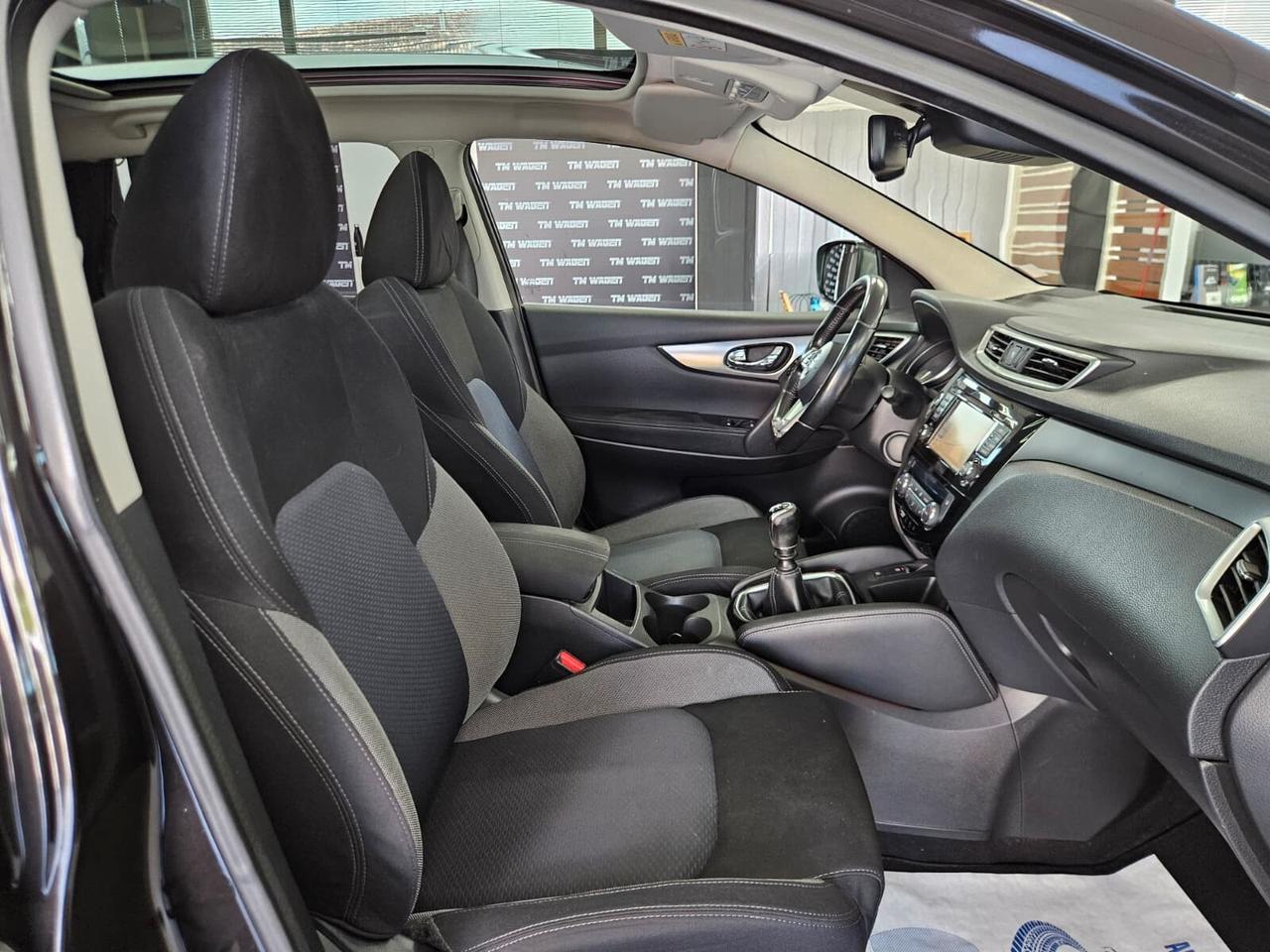 Nissan Qashqai 1.2 DIG-T Visia - TETTO PANORAMICO - NEOPATENTATI