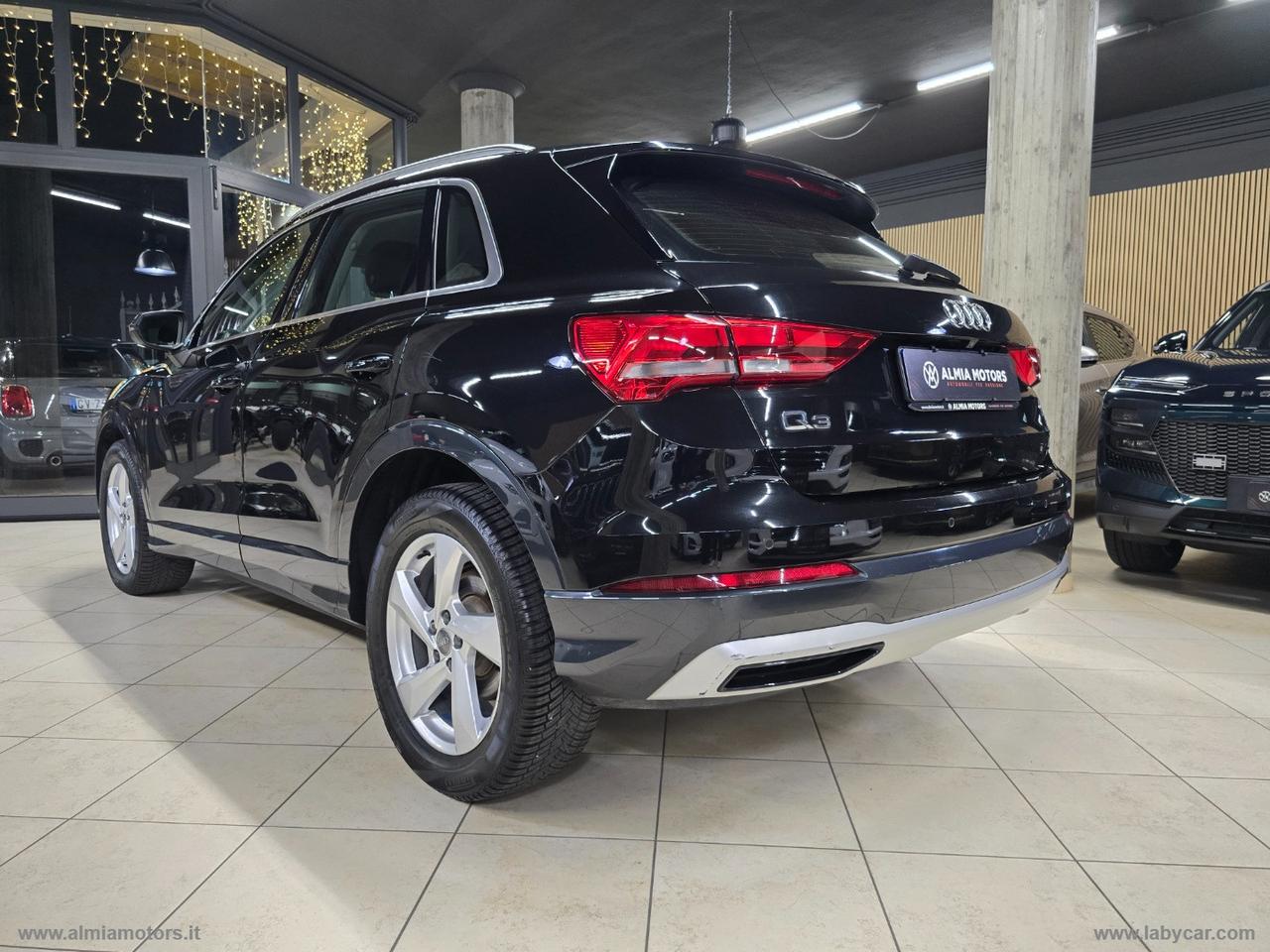 AUDI Q3 35 TDI S tronic
