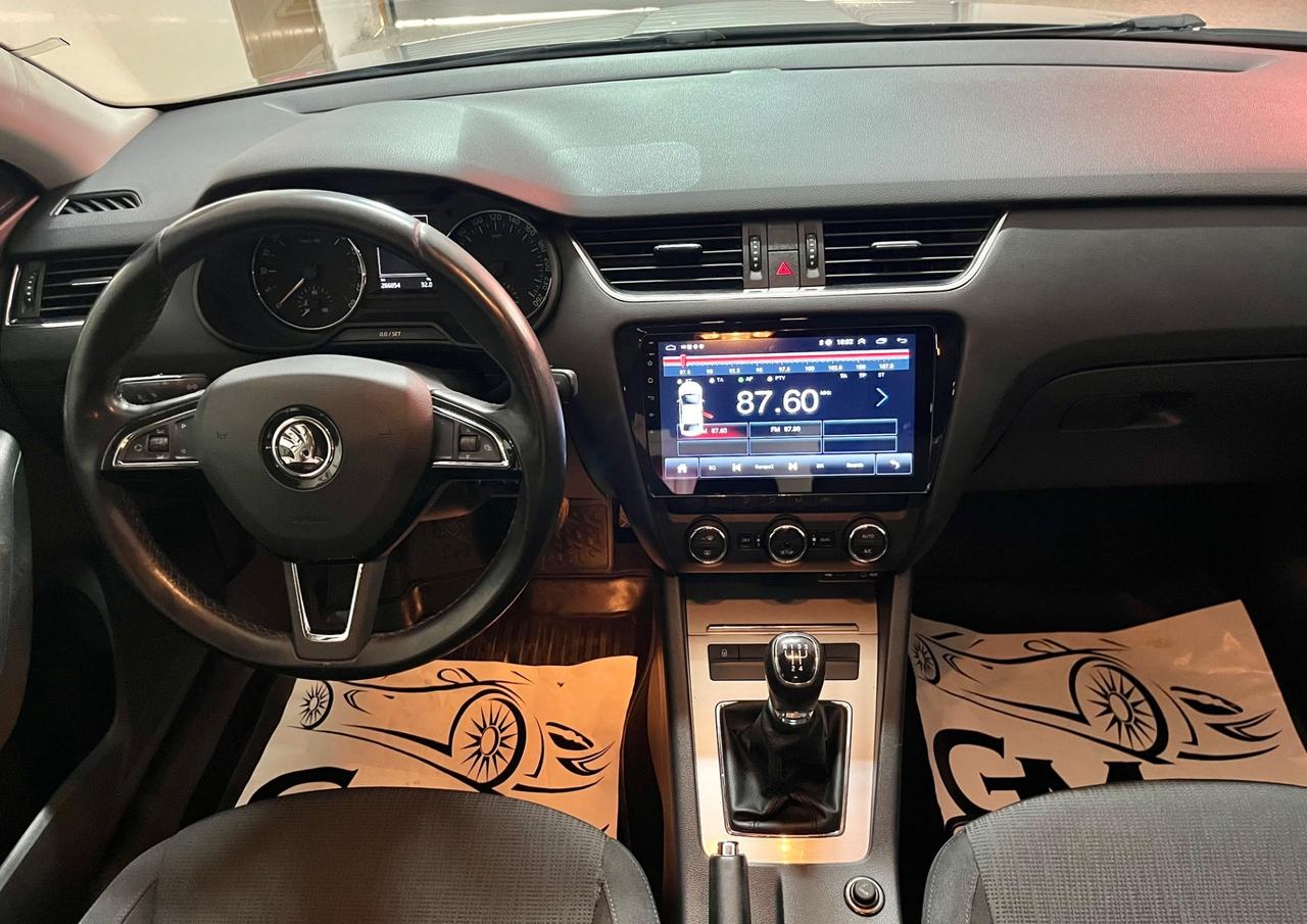 Skoda Octavia 1.6 TDI CR 105 CV Elegance