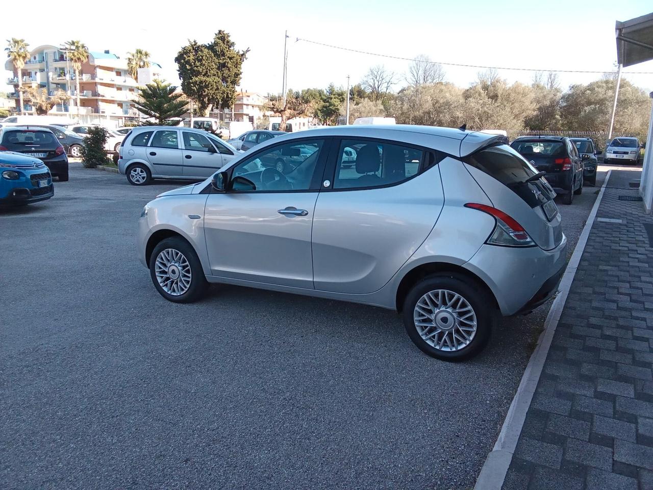 LANCIA YPS 0,9 METANO 85 CV GOLD 5P