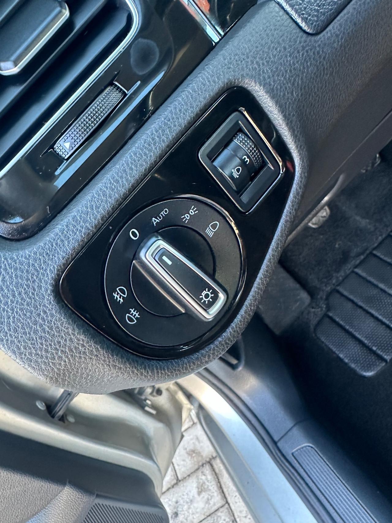 Volkswagen Golf 2.0 TDI 5p. Highline BlueMotion Technology