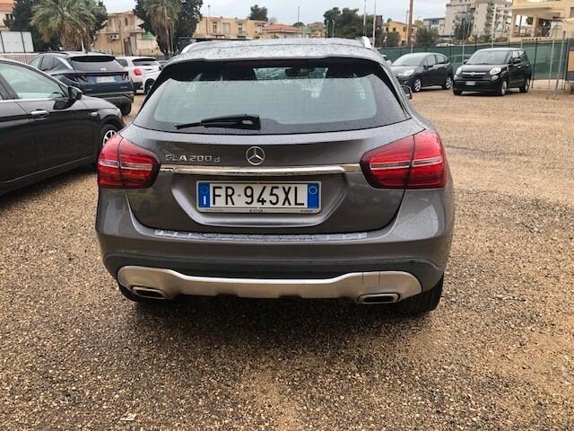 Mercedes-benz GLA 200 GLA 200 d Automatic Sport