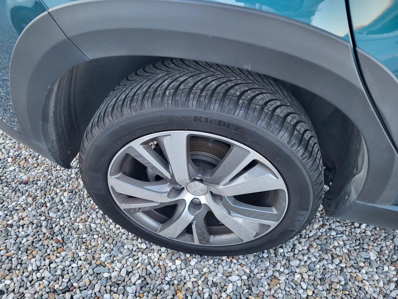 Peugeot 2008 PureTech 82 Allure