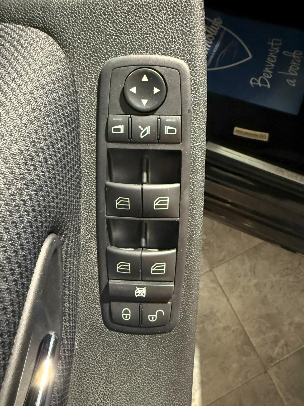MERCEDES A 180CDI RESTYLING PREMIUM NAVI/BLUETOOTH