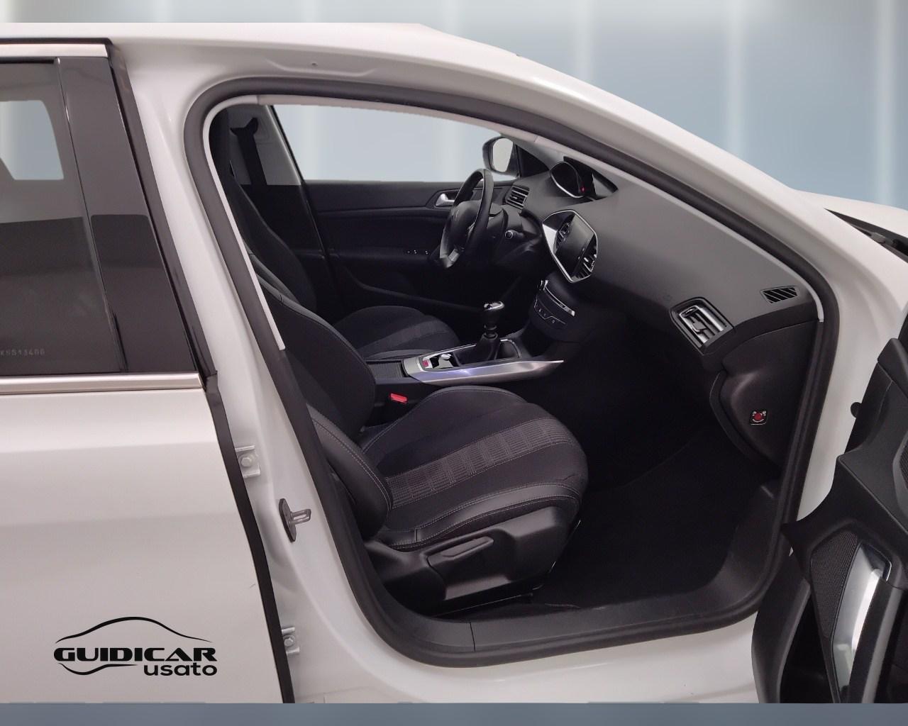 PEUGEOT 308 II 2018 - 308 5p 1.5 bluehdi Allure s&s 130cv