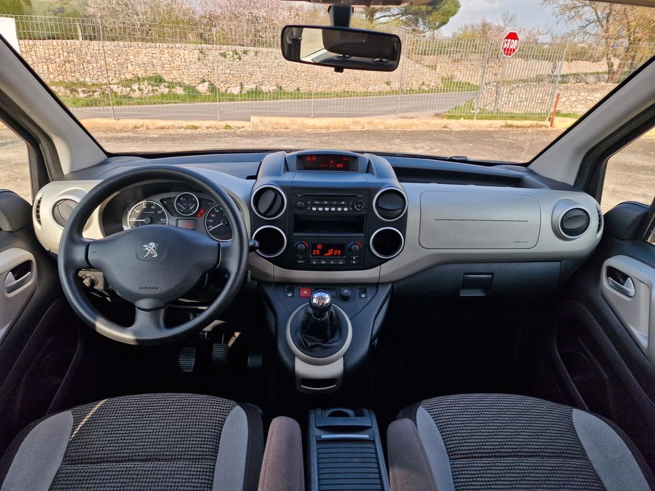 Peugeot Partner Tepee 1.6 HDi 92CV Outdoor