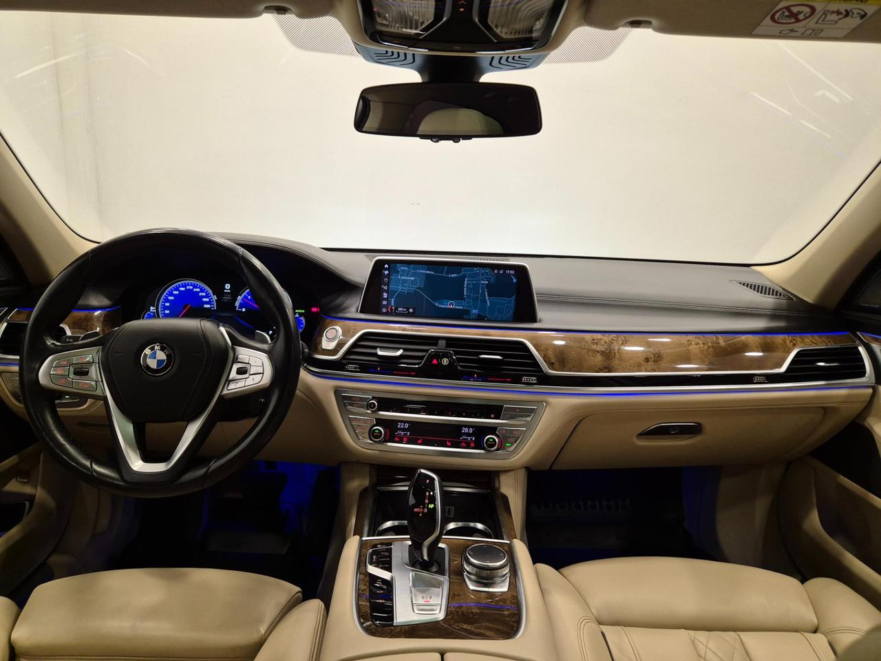 BMW 730 d Luxury auto - ACC/Lim - Cam 360 - Tetto - 4 RUOTE STERZANTI
